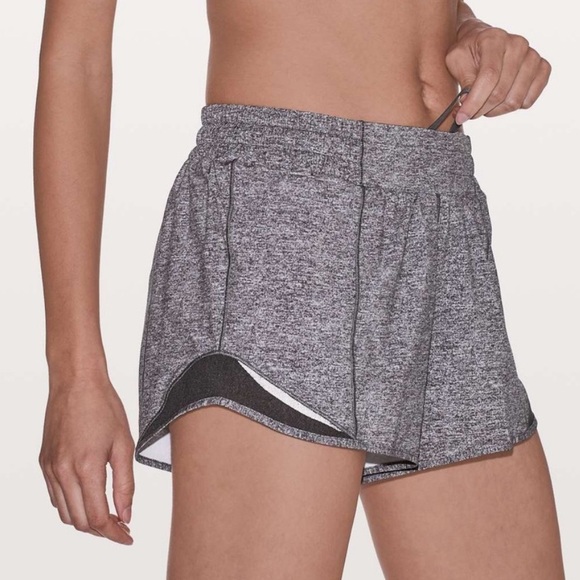 Lululemon Hotty Hot Shorts - Picture 1 of 7